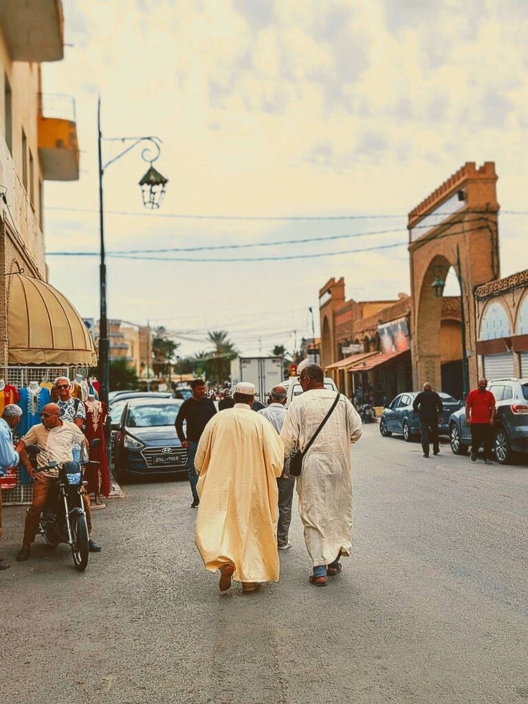 টাটুইন খুঁজতে সাহারার গভীরে